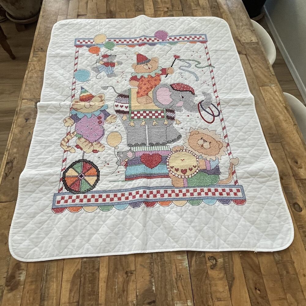 Vintage Bucilla Animal Circus Quilted Cross Stitch Baby Blanket 32 in x 42 in